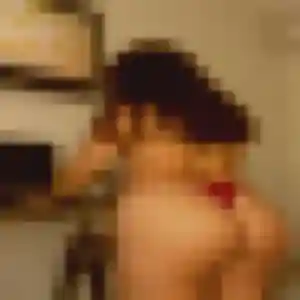 Marie-Louise, 25 ans, en ligne à Sciez pour une rencontre coquine