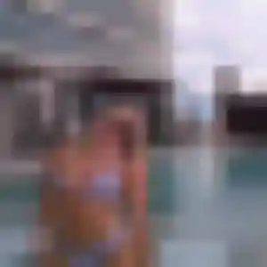 Maya de Stains, 22 ans - plan cul en toute liberté
