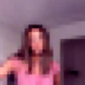 Frederique, 27 ans, connectée à Sury-le-Comtal pour un plan cul