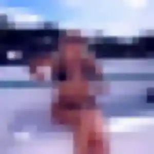 Jolie Gladys, 24 ans à Theix-Noyalo - voir sa photo