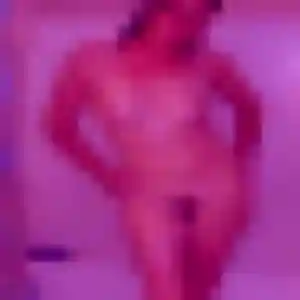 Idalina, 21 ans, connectée à Trans-en-Provence pour une rencontre coquine