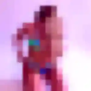 Inaya, 19 ans, connectée à Trith-Saint-Léger pour une rencontre coquine