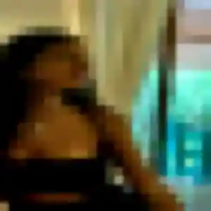 Touria (34 ans) à Villeneuve-la-Garenne propose une rencontre ce soir