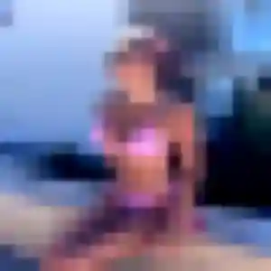 Amel (33 ans) à Wormhout cherche une rencontre maintenant
